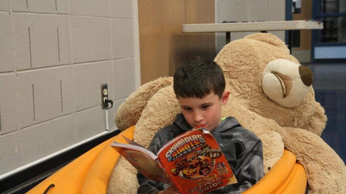 Voyager Elementary’s Camp Read-A-Lot gets students excited about reading