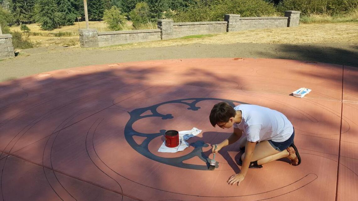 Fox Island church dedicates labyrinth to longtime member who died of cancer