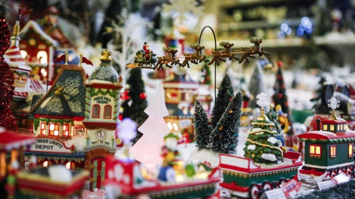 Christmas decorations are seen on display at Beach Basket in Gig Harbor. Voting on Deck the Harbor will continue through Dec. 24 in participating downtown windows and storefronts.