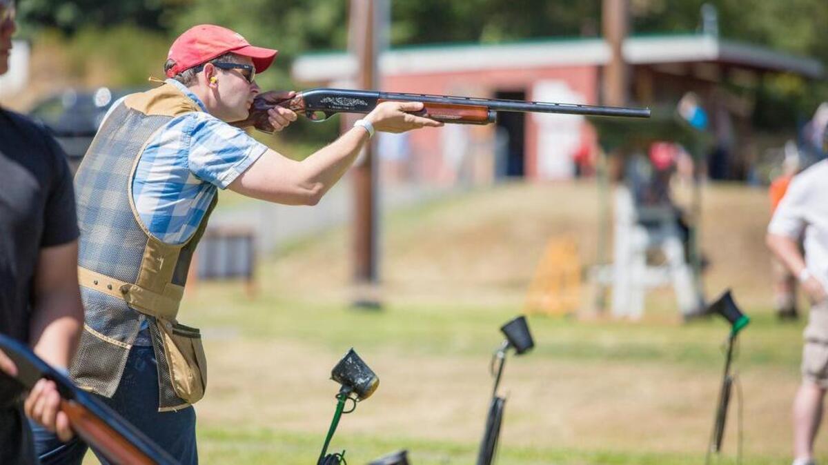Shooters at the event will take aim and fight hunger, and will be given the opportunity to break 50 clay pigeons as well as participate in an archery contest.