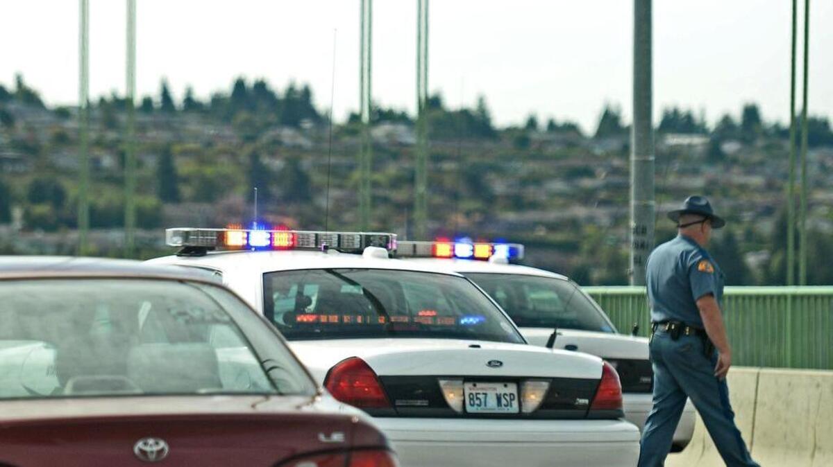 One lane of eastbound state Route 16 on the Tacoma Narrows Bridge was closed after a woman threatened to jump on Aug. 10, 2015.