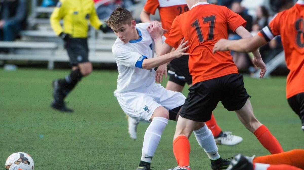 Gig Harbor's Chase Alire is back healthy this season after missing most of his junior season with a foot injury.