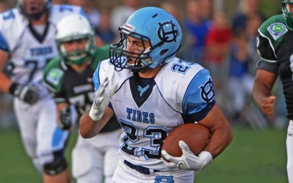 
Gig Harbor's Adrian Valona figures to have another big year behind a steady Tides offensive line. 
