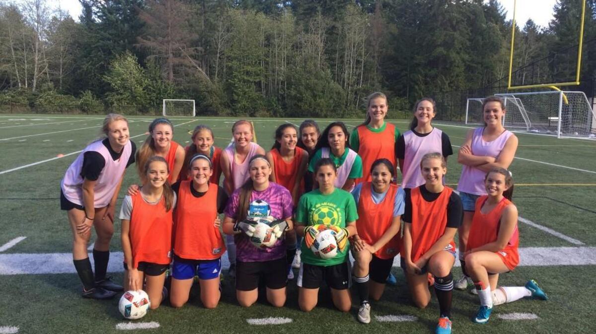 The Peninsula High School girls soccer team has gotten off to a good start this season.