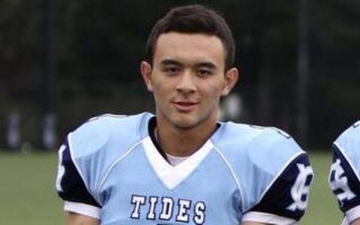 Gig Harbor High wide receiver Kyle Olson-Urbon, left, announced his verbal commitment to Eastern Washington University in a tweet on Tuesday afternoon.