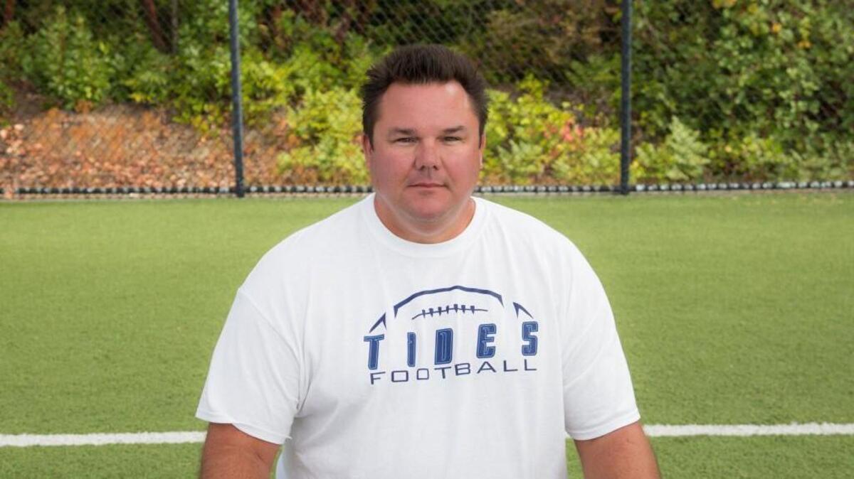 Gig Harbor offensive coordinator Jeff Mladenich played quarterback at GHHS in the late 1980s.