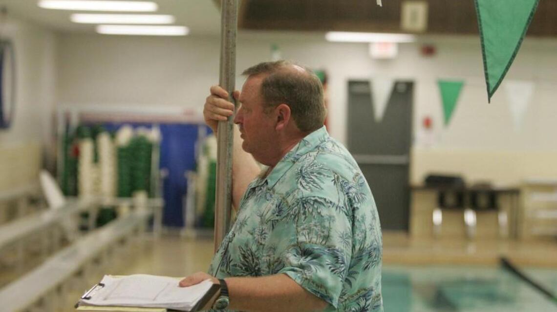 Peninsula swim to resume practice during coaching period