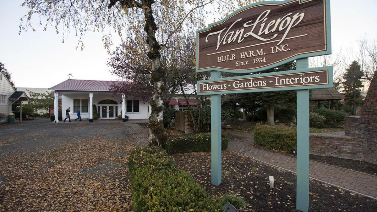 Although the Van Lierop bulb farm and iconic gift shop have been closed since 2013, signage remains.