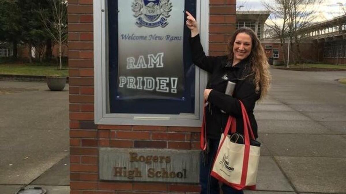 Karissa Thompson attended Puyallup High School and graduated from Walker High School in the Puyallup School Distirct. She actively volunteers with the Puyallup Rotary, South Hill Rotary, Communities in School, the Puyallup School District and the YMCA Investment Center.