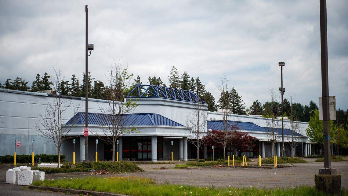 A former Lowes building in Puyallup, Wash., on Monday, May 21, 2018. 