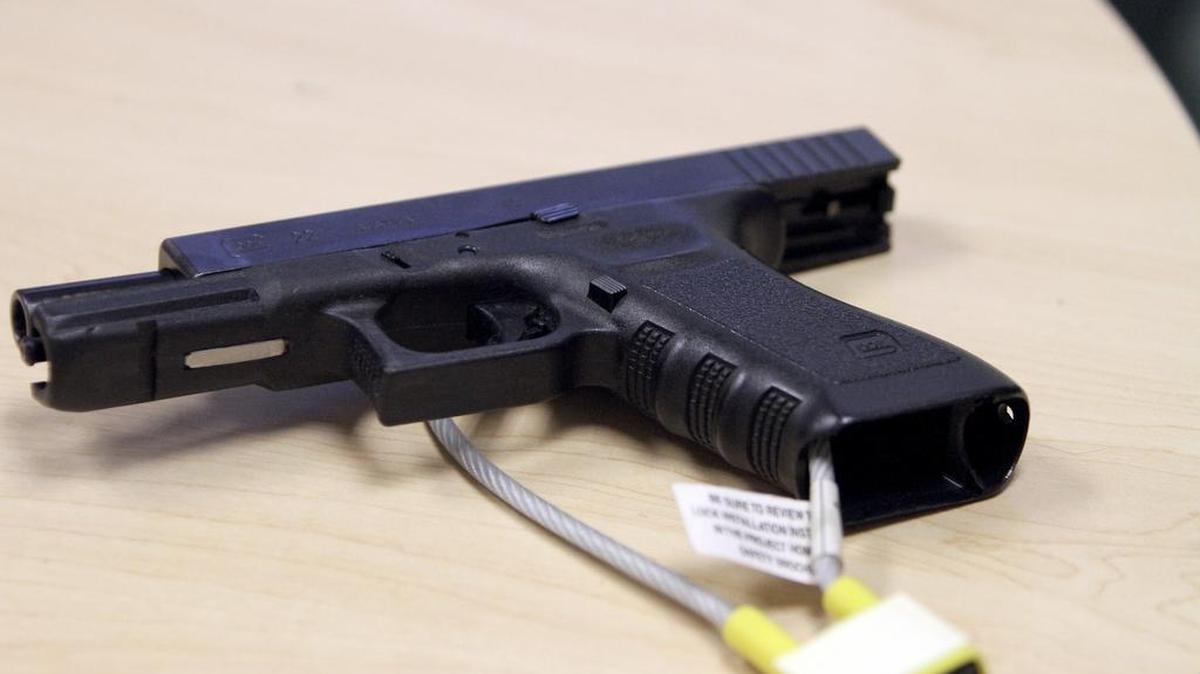Gun safety is an important issue, and one of the ways to safely store a firearm is to use an approved gun lock. This model is run through the empty magazine week and into the open breach of the upper receiver, preventing loading of the weapon with ammunition.