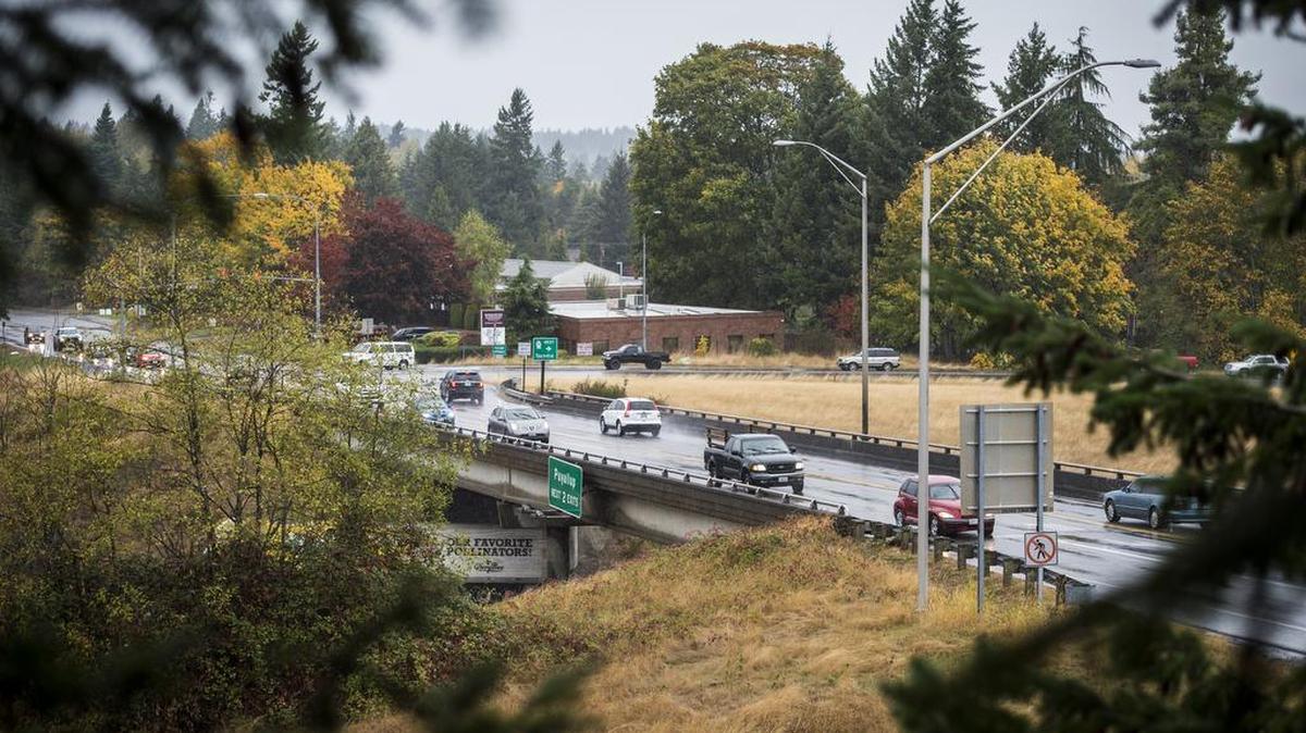 WSDOT has identified potential improvements to reduce congestion at the 31st Avenue Southwest overpass at state Route 512 in Puyallup. Officials are planning to eventually widen the street.