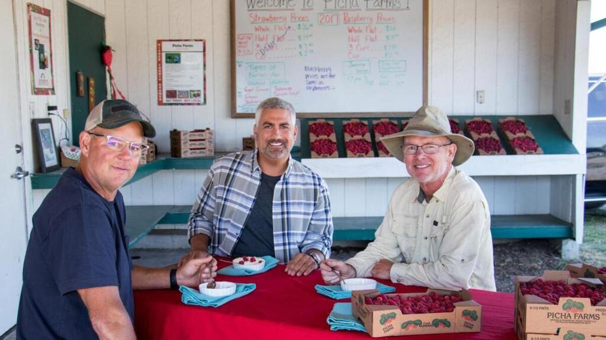 Host Taylor Hicks, center, visited Picha Farms, owned by brothers Dan, right, and Russ, left, in July to film an episode for his show “State Plate.”