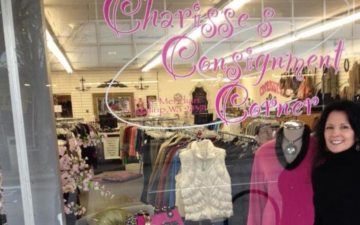 Charisse Hobbs-Hinkle, owner of Charisse’s Consignment Corner, grew up in Puyallup and had always shopped in downtown, and when the store location at 124 South Meridian became available, she jumped at the chance to run her own business.