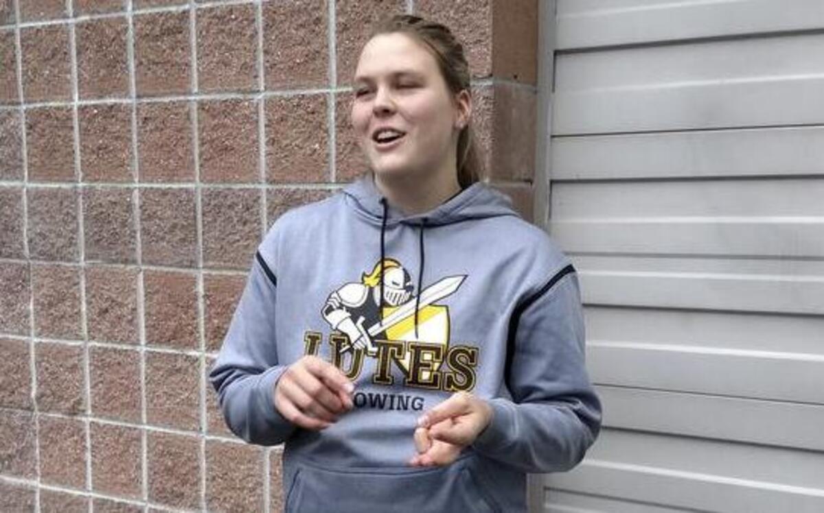 
Sumner High alum Carly Lange has made an immediate impact on the Pacific Lutheran University rowing team.
