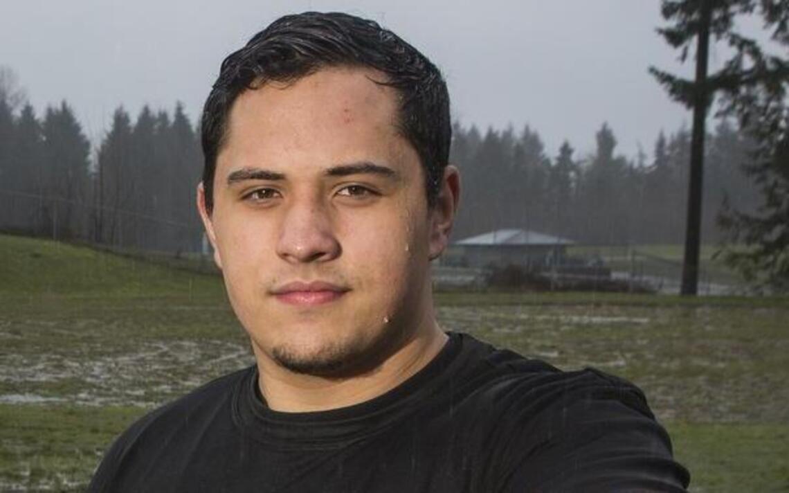EWU football and shot put present different problems with the same solution for Bonney Lake’s Davis