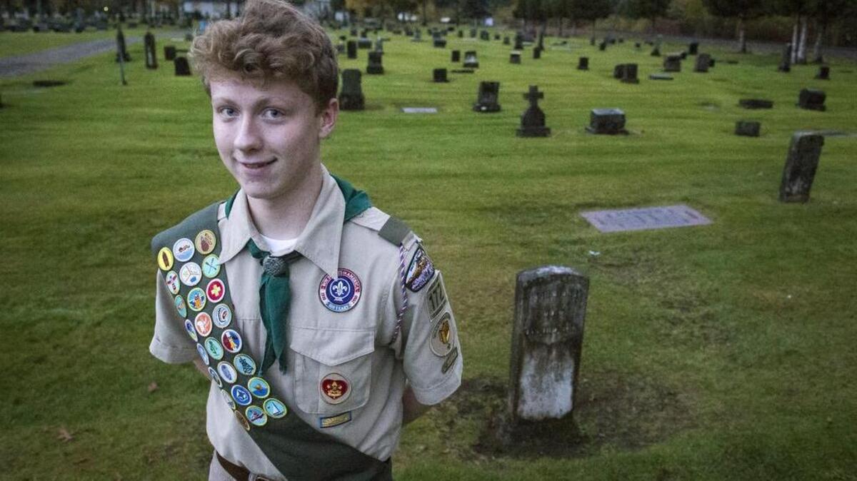 Boy Scout Chris Williams created a memorial for the Sumner Cemetery for his Eagle Scout project that shows visitors how they can find the gravesites of Civil War veterans.