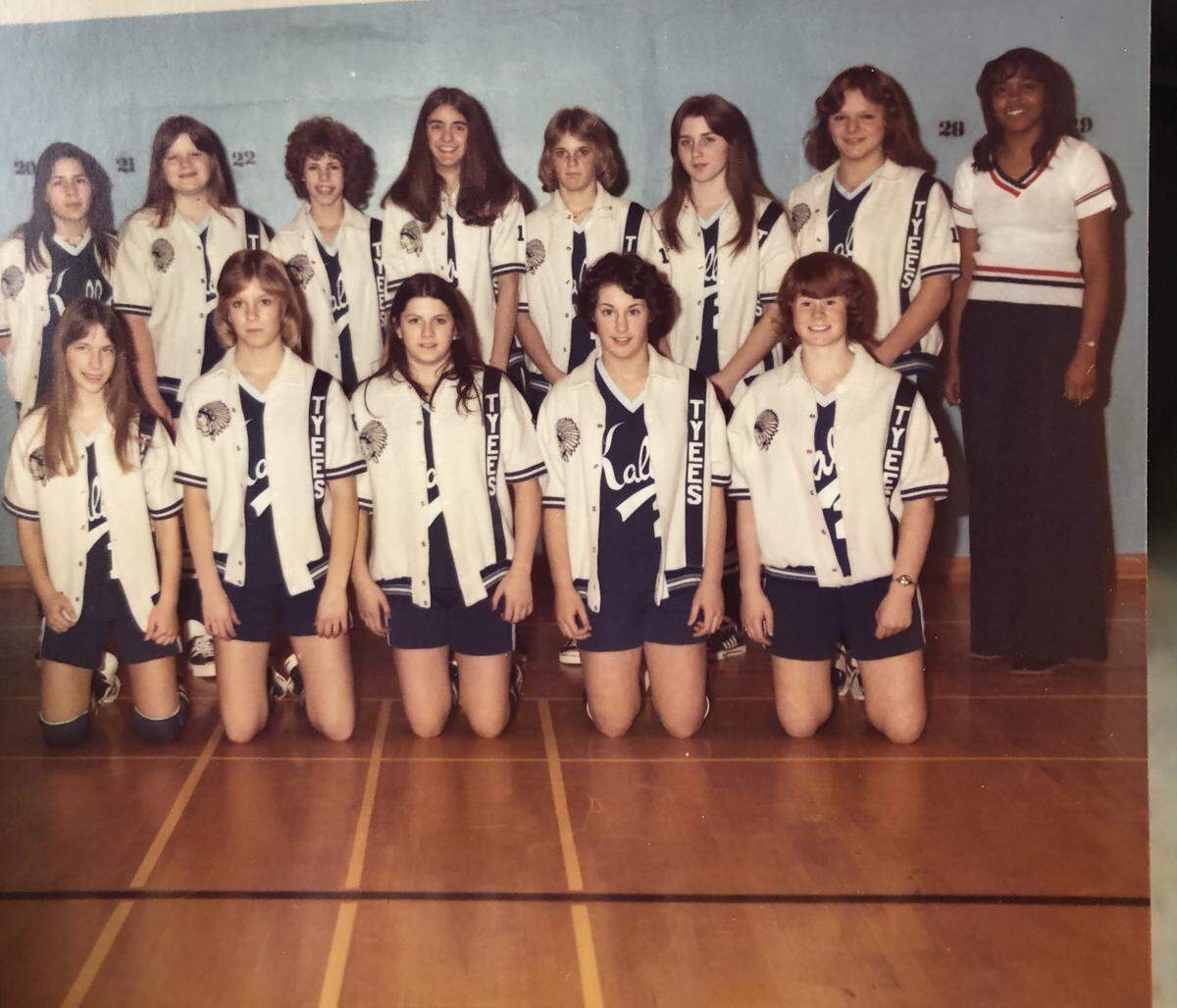 Dessie Evans coached girls junior varsity basketball her first and second years at Kalles Junior High.