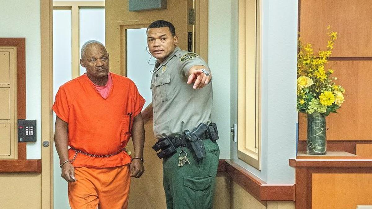 Stanley Guidroz, left, is led into Pierce County Superior Court for arrignment Feb. 11, 2015, on a manslaughter charge in the 1983 disappearance of his 3-year-old son, Wallace. The boy’s body was never found. Prosecutors later dismissed the charge after a Superior Court judge ruled Guidroz’s confession couldn’t be used at trial. An appellate court upheld that decision Tuesday.