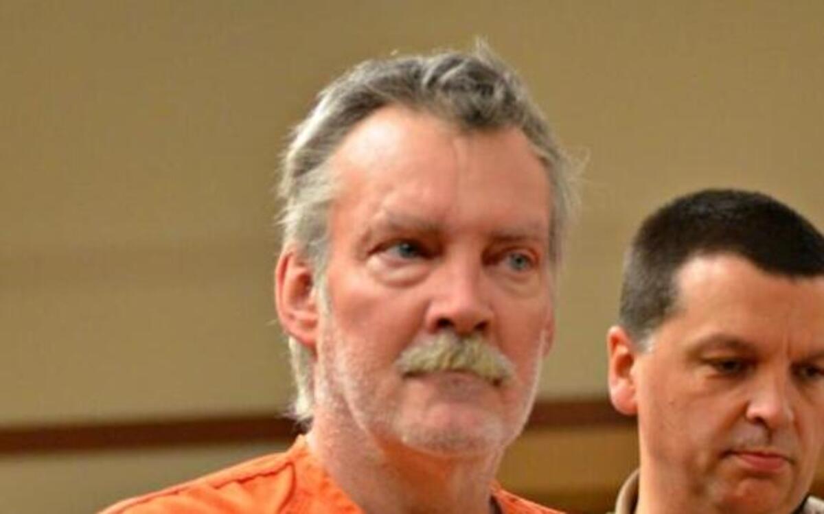 Steven Roberts is led into Pierce County Superior Court for his arraignment Monday, Dec. 7, 2015.