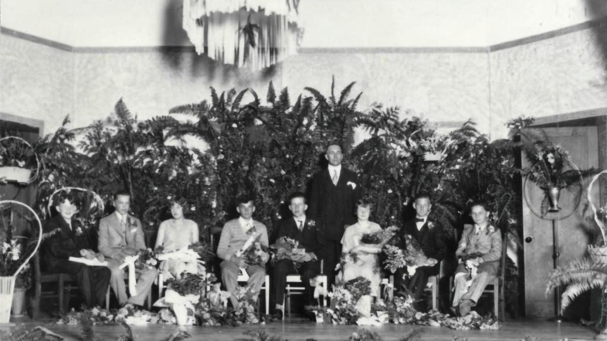 Dieringer’s eighth-grade graduation for the class of 1931. Seated left to right: Carl Stewart, Bill Schellhas, Lucille Bullis, Earl Bell, Leroy Helgler, Gertrude Jean Sears, Howard Lafkin, Orlo Atkinson. Standing is Principal Virgil Adams.
