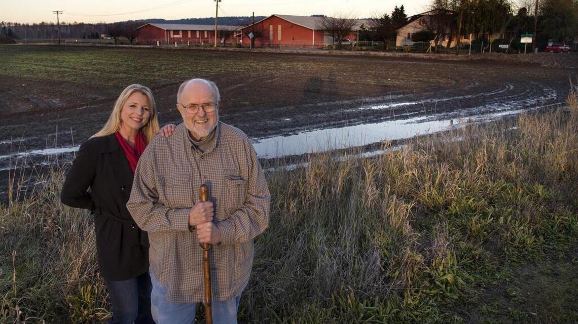 Neil Van Lierop, ‘valley boss’ and giant of daffodil farming in Puyallup, dies at 86
