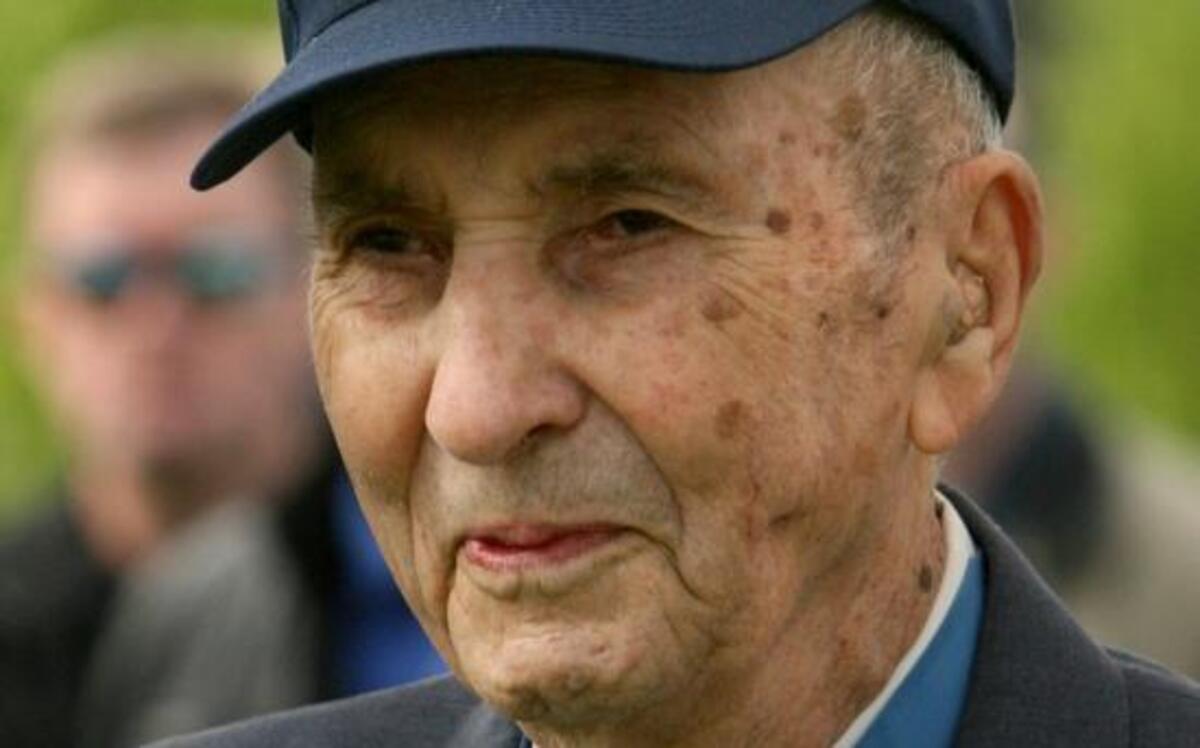 Medal of Honor recipient and World War II veteran Wilburn Ross is introduced at the start of DuPont’s Memorial Day ceremony, which is held in the memorial plaza that bears his name.