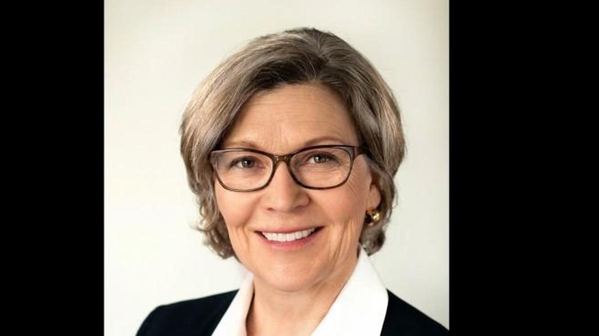 Mary Robnett will challenge incumbent Mark Lindquist for Pierce County prosecutor