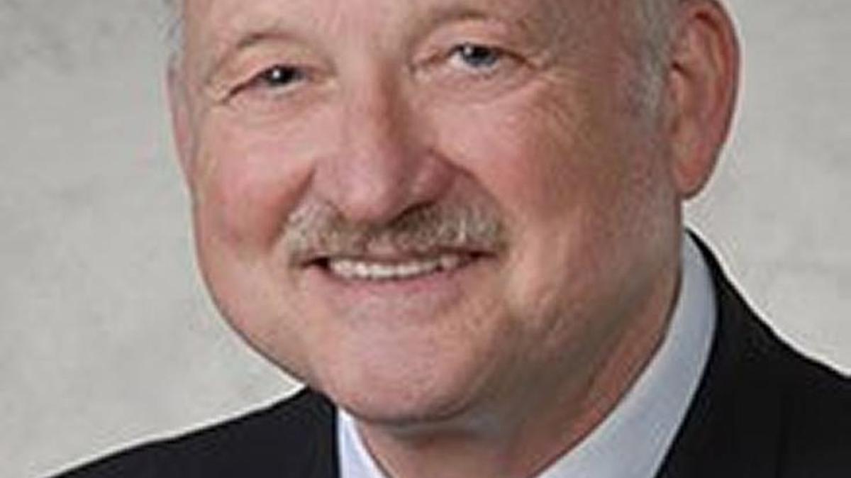 Tim Lowenberg, who led Washington’s National Guard when its troops were deployed to wars in Iraq and Afghanistan wars, has died.