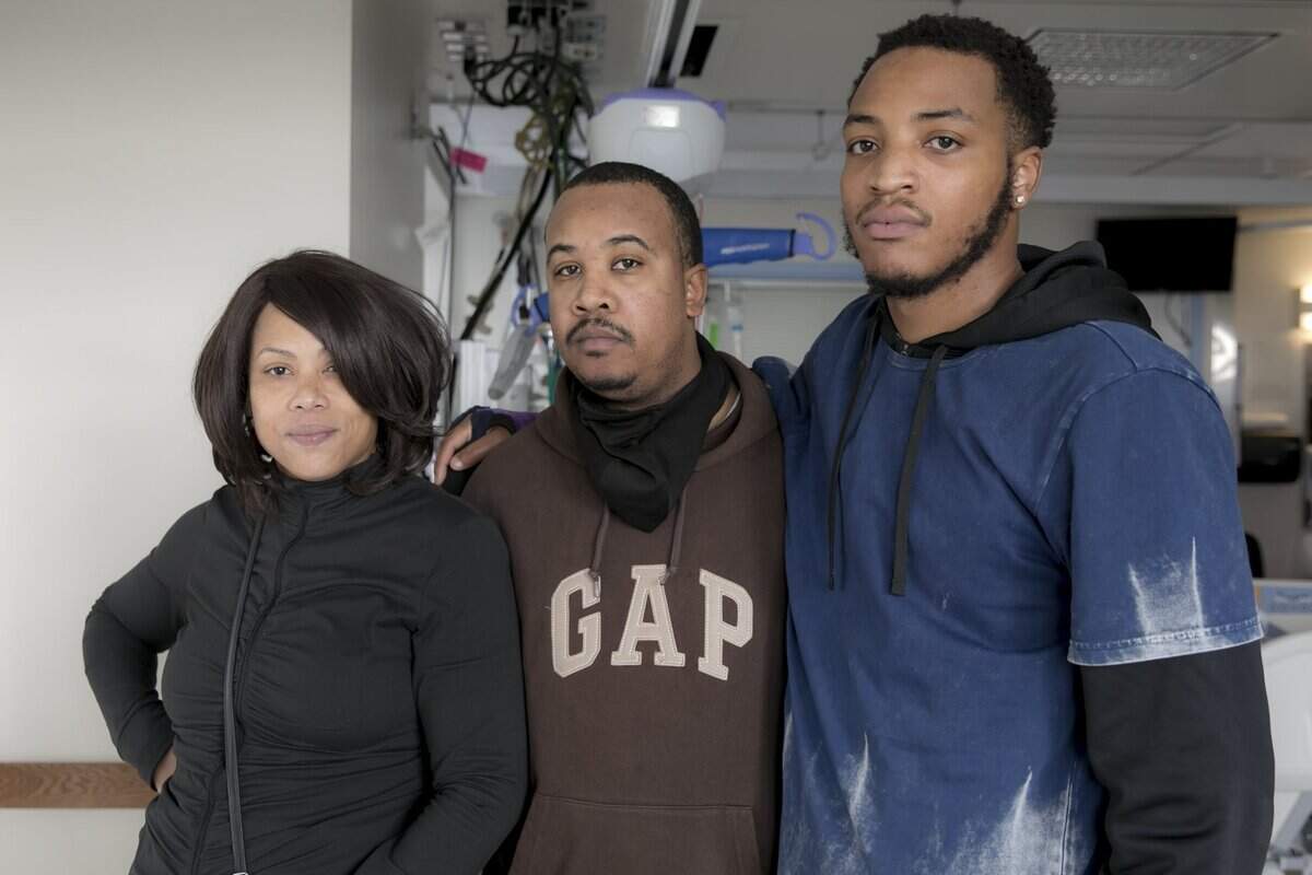 LaDonna Horne, her brother, Rodney King, and son Obediyah Israel visited the hospital to see DaShawn Horne, before a dispute over $125,000 raised through a GoFundMe campaign for her son. She has accused her brother, who set up a living trust with the funds, of fraud.