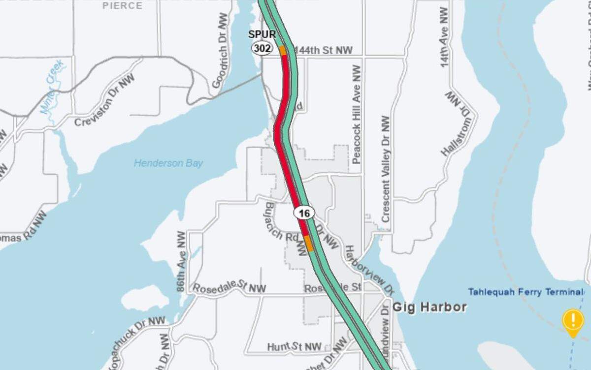 WSDOT’s map shows heavy traffic on the Narrows Bridge shortly after 9 a.m. on March 30, 2026. Crews briefly closed the bridge earlier in the morning after black ice caused multiple wrecks.