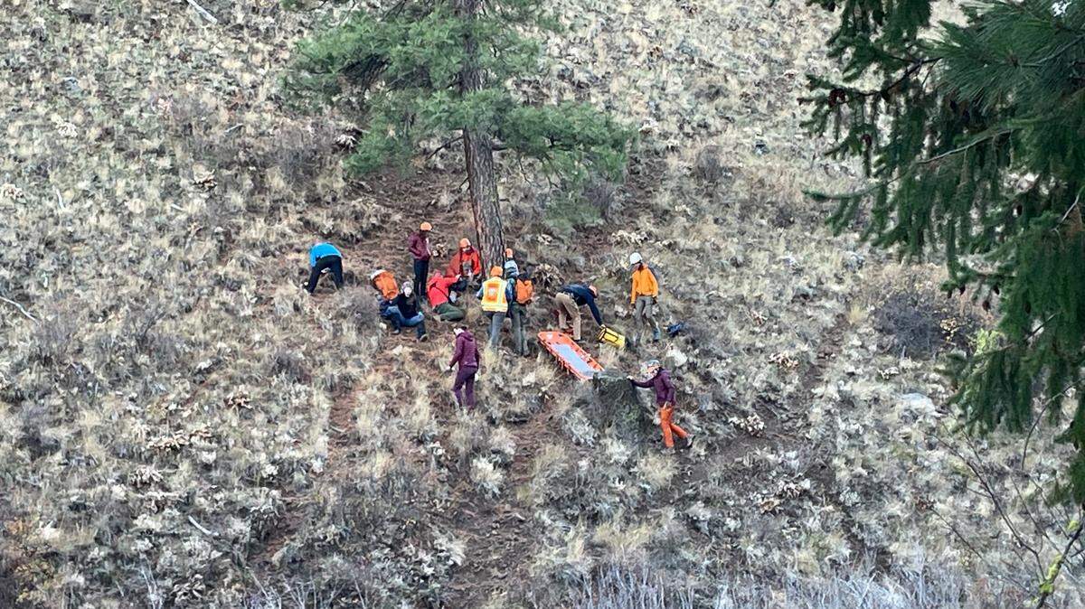 An elk hunter called for help after breaking his ankle Oct. 28 in Joe Watt Canyon near Ellensburg, Washington, deputies said.