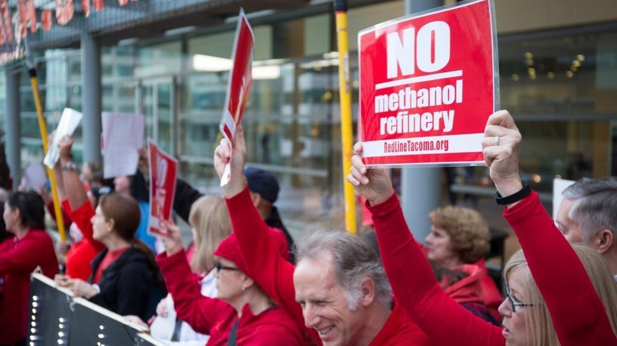 The scene at a public hearing for the proposed methanol plant on Tacoma’s tide flats in the Greater Tacoma Convention and Trade Center late Feb. 10. More than 1,000 people showed up for the meeting.