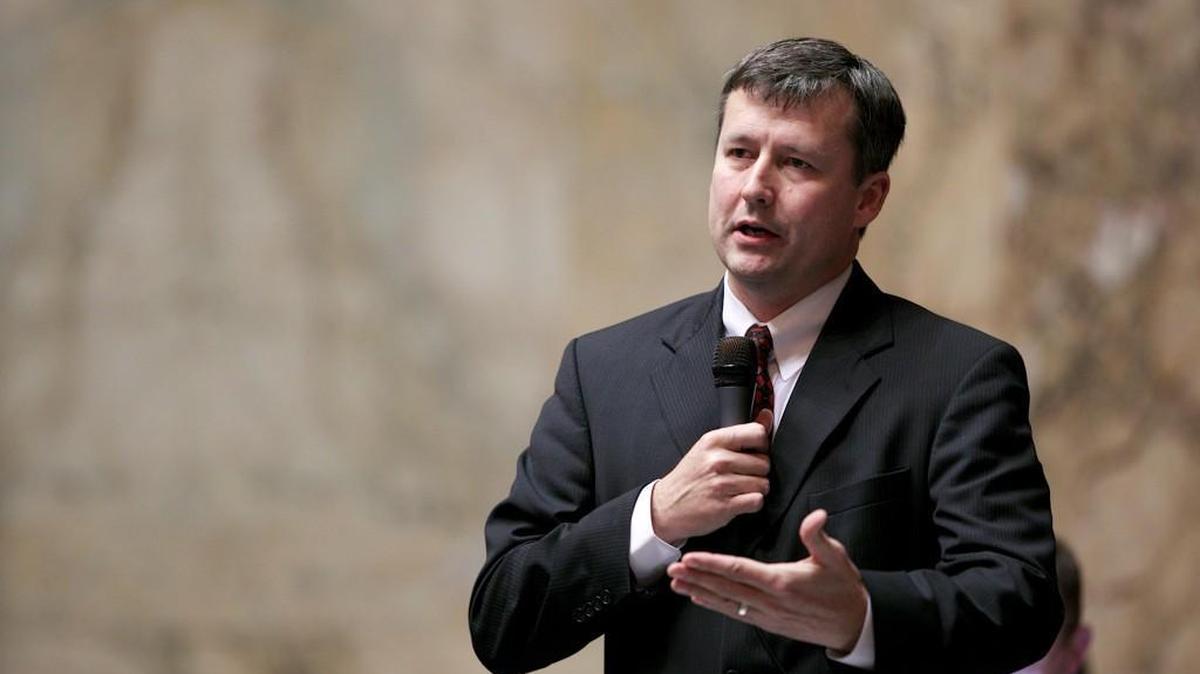 GOP State Rep. Matt Manweller talks on the floor of the state House on March 4, 2014.