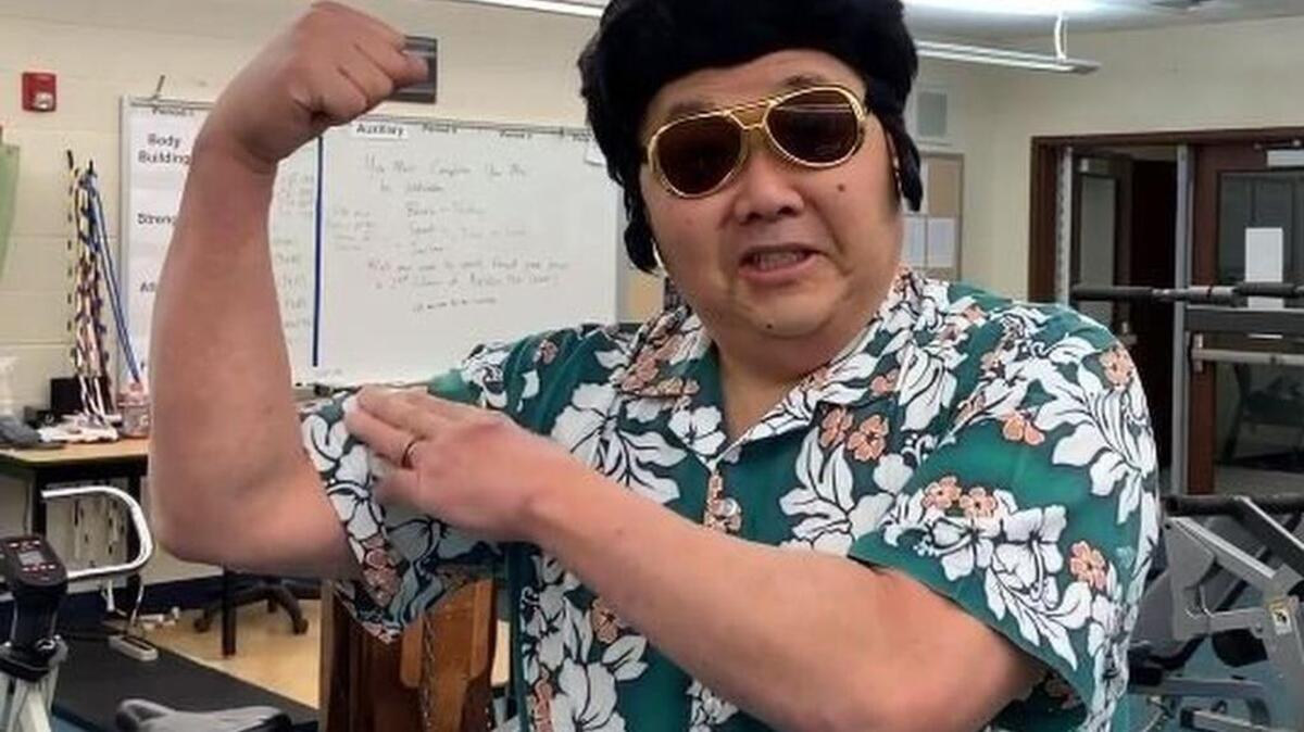 Need these guns for a snowball fight? Principal Kevin Ikeda starred in a snow day video filmed at a lonely Stadium High School.