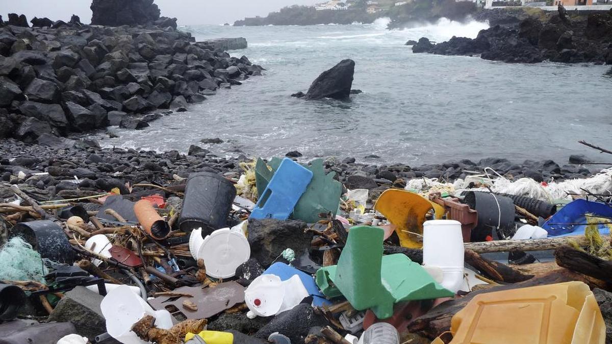 The Surfrider Foundation is launching an ocean-friendly hotel certification program in an effort to get plastic waste off of beaches.
