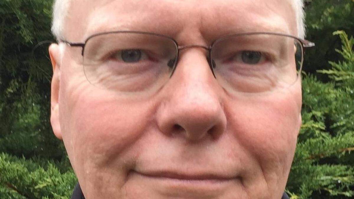 Bill Barker of Shelton is a proud Navy veteran, retired U.S. Postal Service worker and graduate of The Evergreen State College in Olympia.