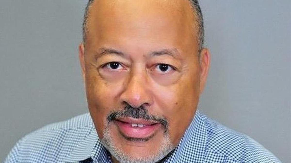 
Effenus Henderson
