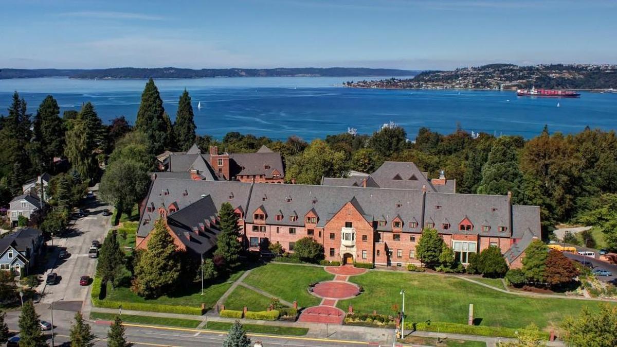Annie Wright Schools, Tacoma, 2015