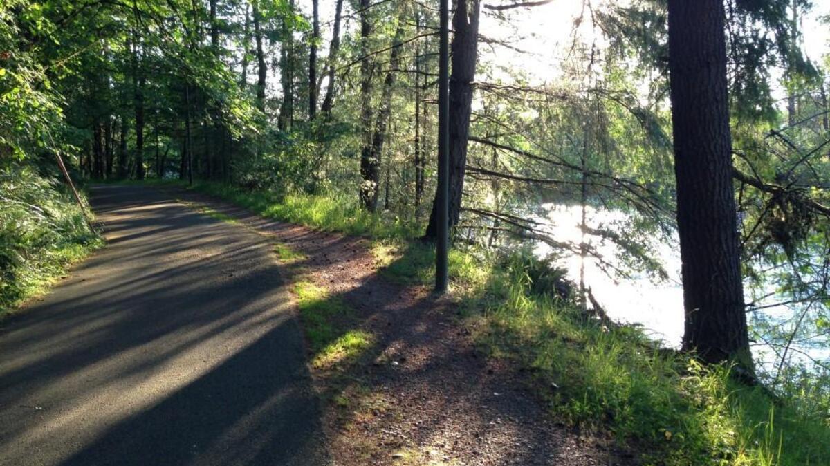 The paved White River Trail in Auburn links Roegner and Game Farm Wilderness parks.