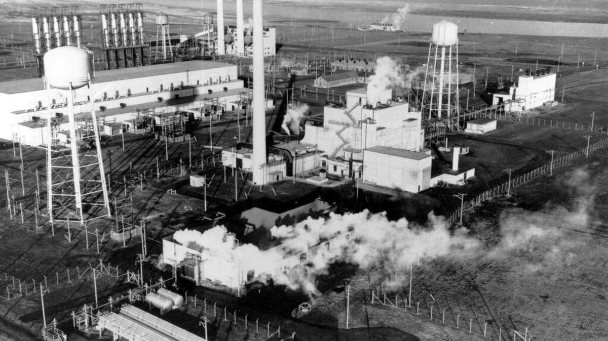 
The Hanford nuclear reservation’s B Reactor, shown in this aerial photo taken in the mid-1940s near Richland, will be part of the Manhattan Project National Historic Park that will also include sites in Oak Ridge, Tenn., and Los Alamos, N.M.
