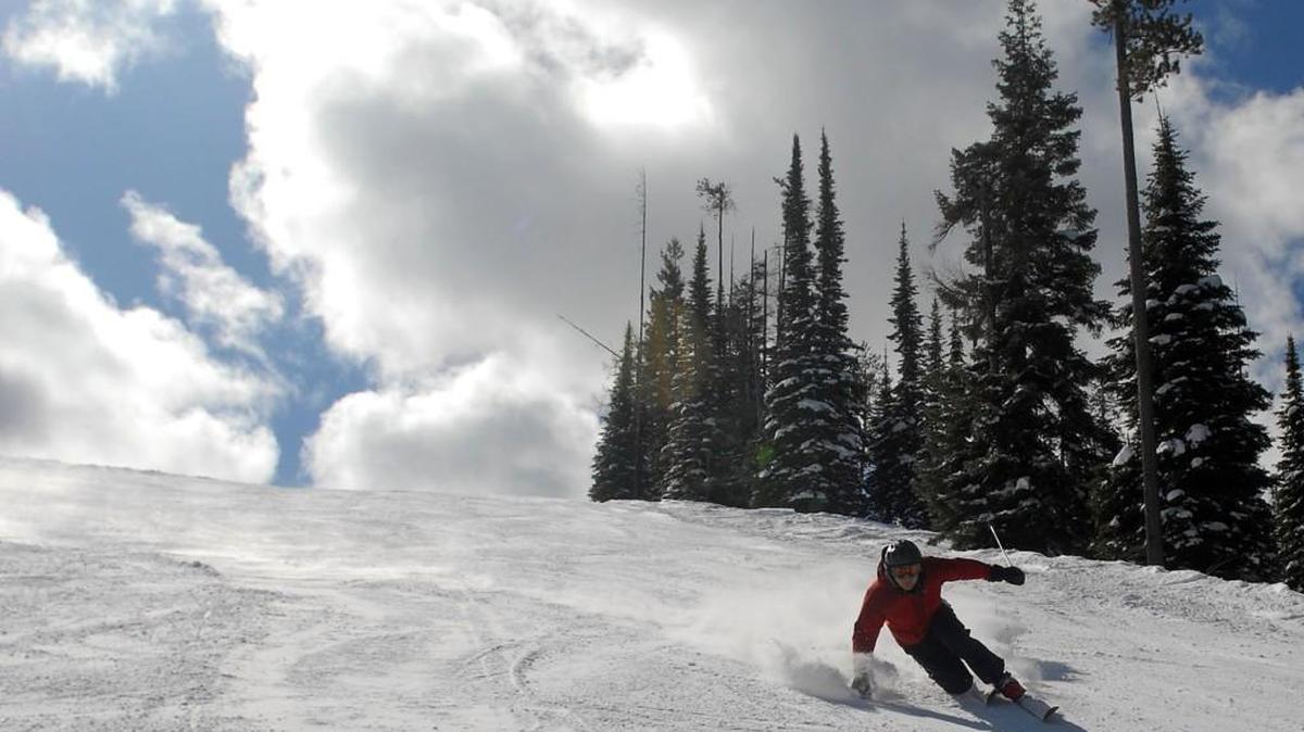 Telemark skier Alan Shepherd of Spokane speeds down the Silver Ridge run Wednesday, April 2, 2008, at 49 Degrees North near Chewelah.