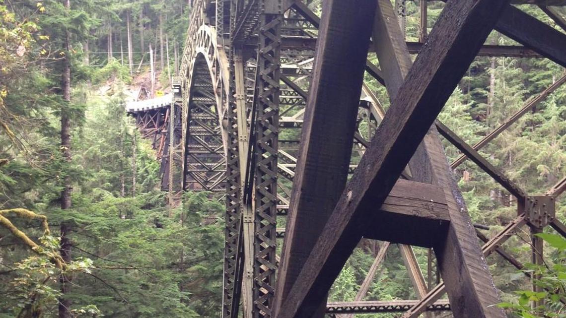 Bridge to Mount Rainier National Park permanently closed due to safety risks