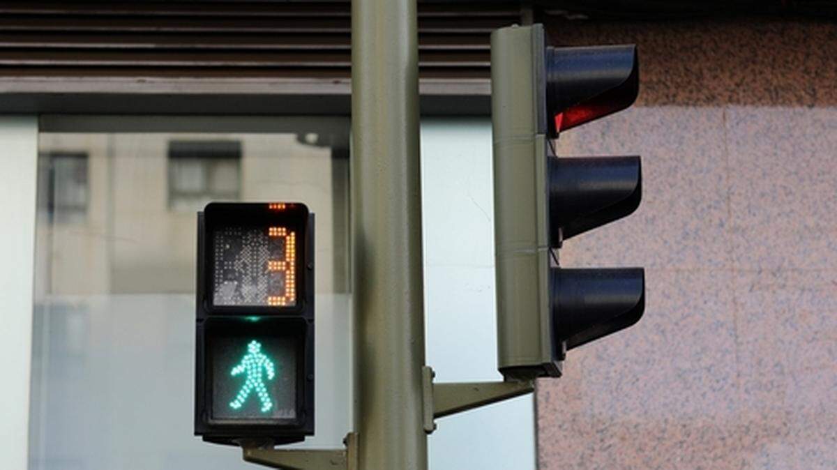 Traffic signal