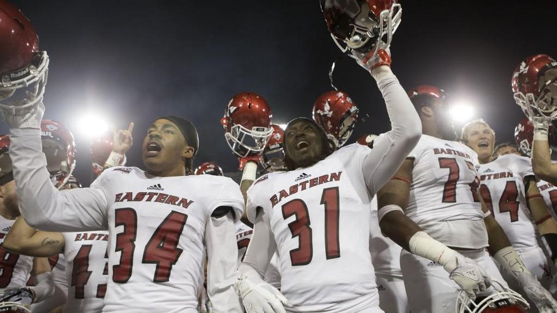 On a weekend when No. 8 Washington State and No. 5 Washington were upset by unranked teams, the state’s other top 10 teams won. Eastern Washington (4-2), tied with Sam Houston State for ninth in the Football Championship Subdivision Coaches Poll, beat Montana State 31-19. And Central Washington (7-0), No. 10 in NCAA Division II, crushed Western Oregon, 42-0.