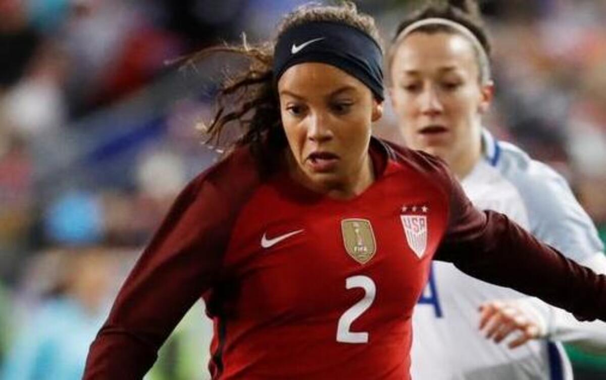 United States forward Mallory Pugh (2) runs with the ball against England defender Lucy Bronze (4) during the second half of a SheBelieves Cup women's soccer match. The U.S. opens play in the Tournament of Nations on Thursday at CenturyLink Field.