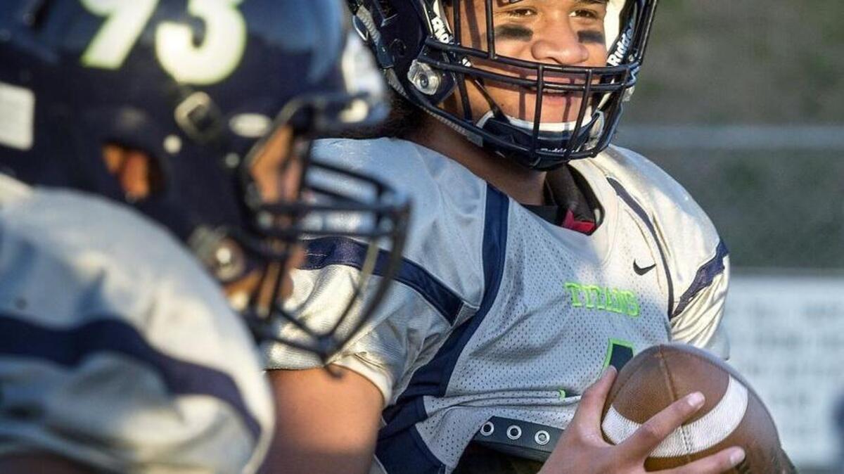 Lincoln Liulama-Mitchell leads the Todd Beamer High School football team with five sacks in a 4A North Puget Sound League Olympic division that was filled with running backs and running quarterbacks.