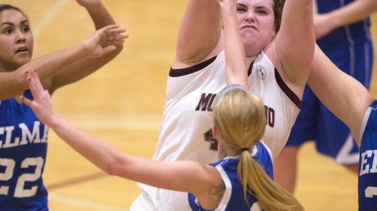 Montesano's Jordan Spradlin is the 2016 2A/1A EvCo girls basketball MVP. Elma’s Maddie Thompson (3) was named to the first team.