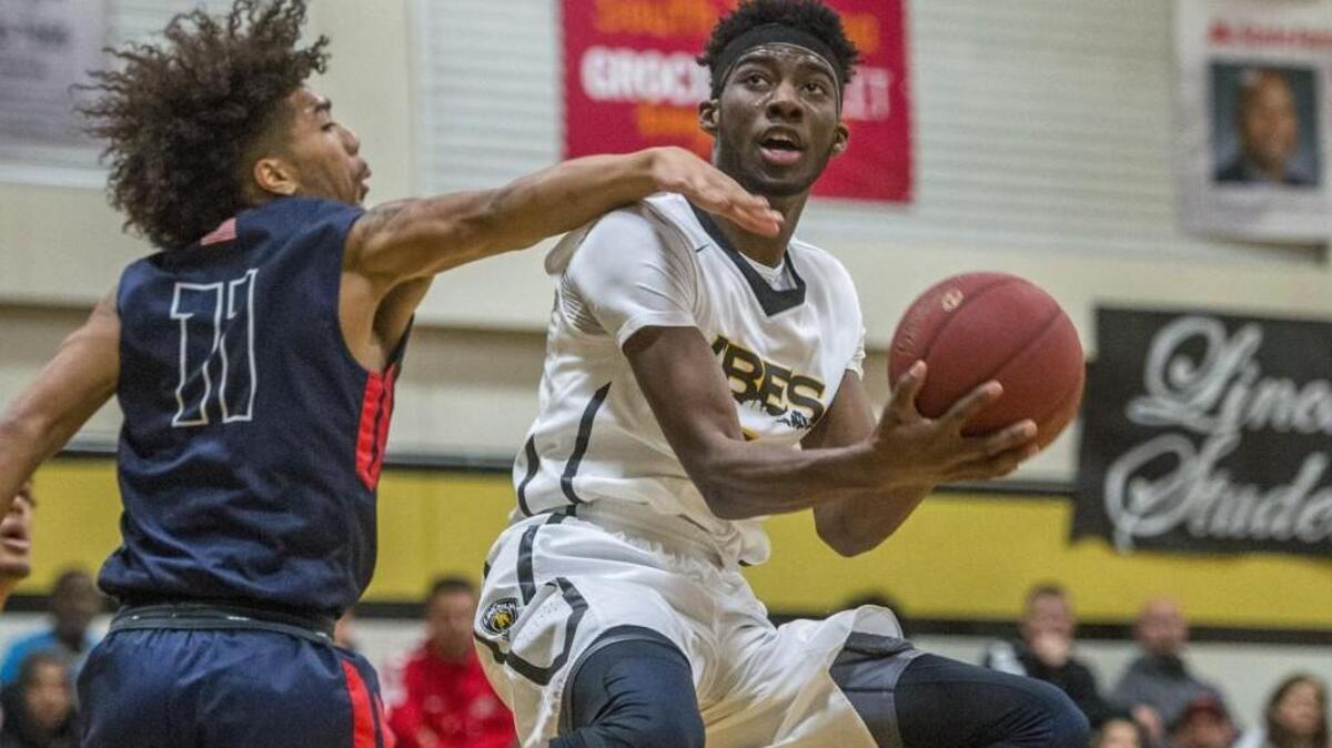 Lincoln’s Willie Thomas scored 15 points in the tournament title game at the Torrey Pines Holiday Classic against Florida-based St. Petersburg, coming one night after having the game-saving defensive play in the semifinals. He was selected as the overall tournaent MVP afterward.