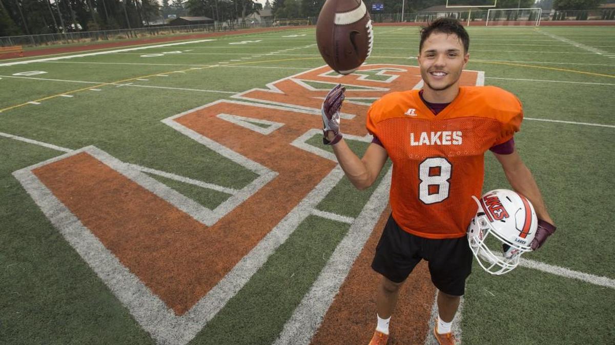 Lakes coach Dave Miller says Cody Roe, who transferred from Texas two years ago, is the best wide receiver the Lancers have had since Jermaine Kearse.